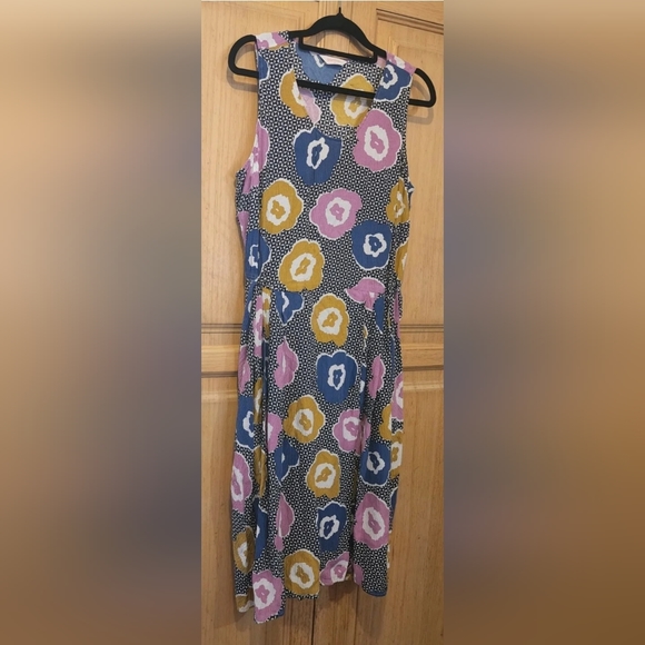 Gorman Size 12 Multicoloured dress, 100% Silk, Stretchy Elastic waist, No Sleeve - Picture 7 of 11